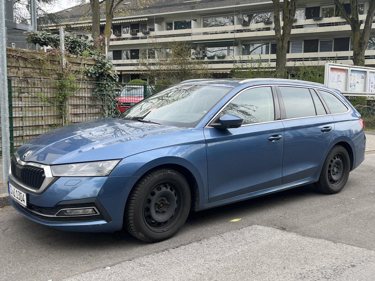 ミクラ tweet media