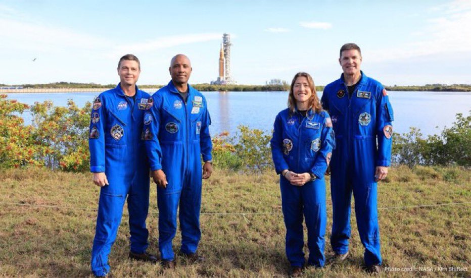 Dela Yaw tweet media