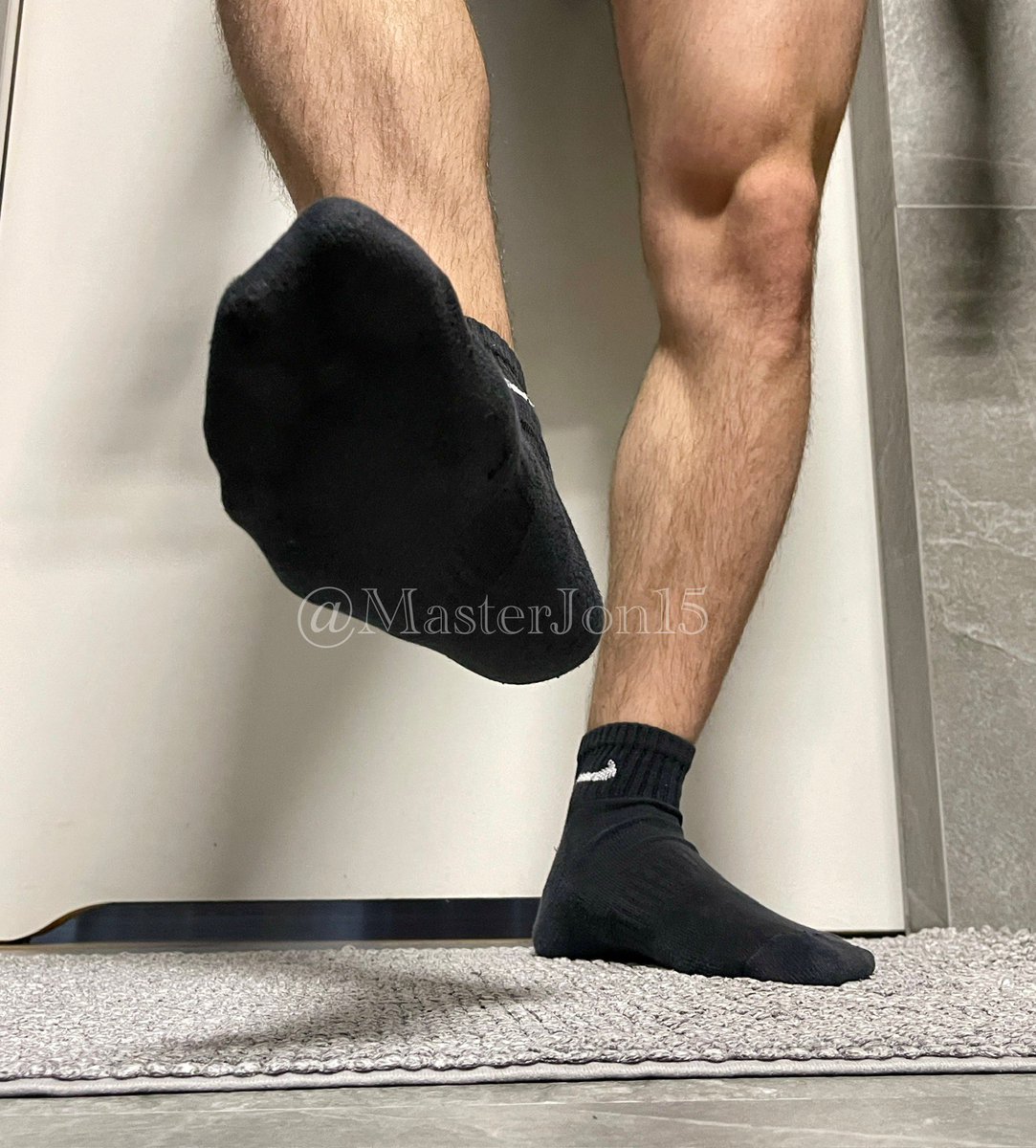 Master Jon tweet media