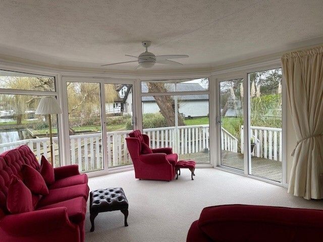 aroundaboutbrit's tweet image. Relax Riverside with Noosa Sound in Norfolk.

Noosa Sound offers wonderful self-catering accommodation in Horning, set in an elevated waterside position on the banks of the River Bure.

aroundaboutbritain.co.uk/Norfolk/14627

#NoosaSound #NorfolkBroads #Waterside #SelfCatering #Countryside