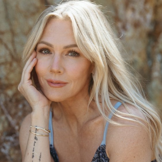 celebcrush4922's tweet image. Happy Birthday Jennie Garth 🎂🎊
#HappyBirthday #Jennie #Garth #JennieGarth