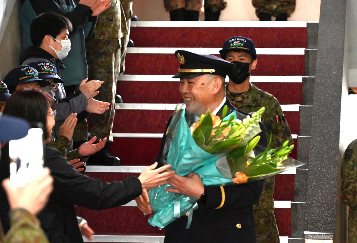 陸上自衛隊飯塚駐屯地 tweet media