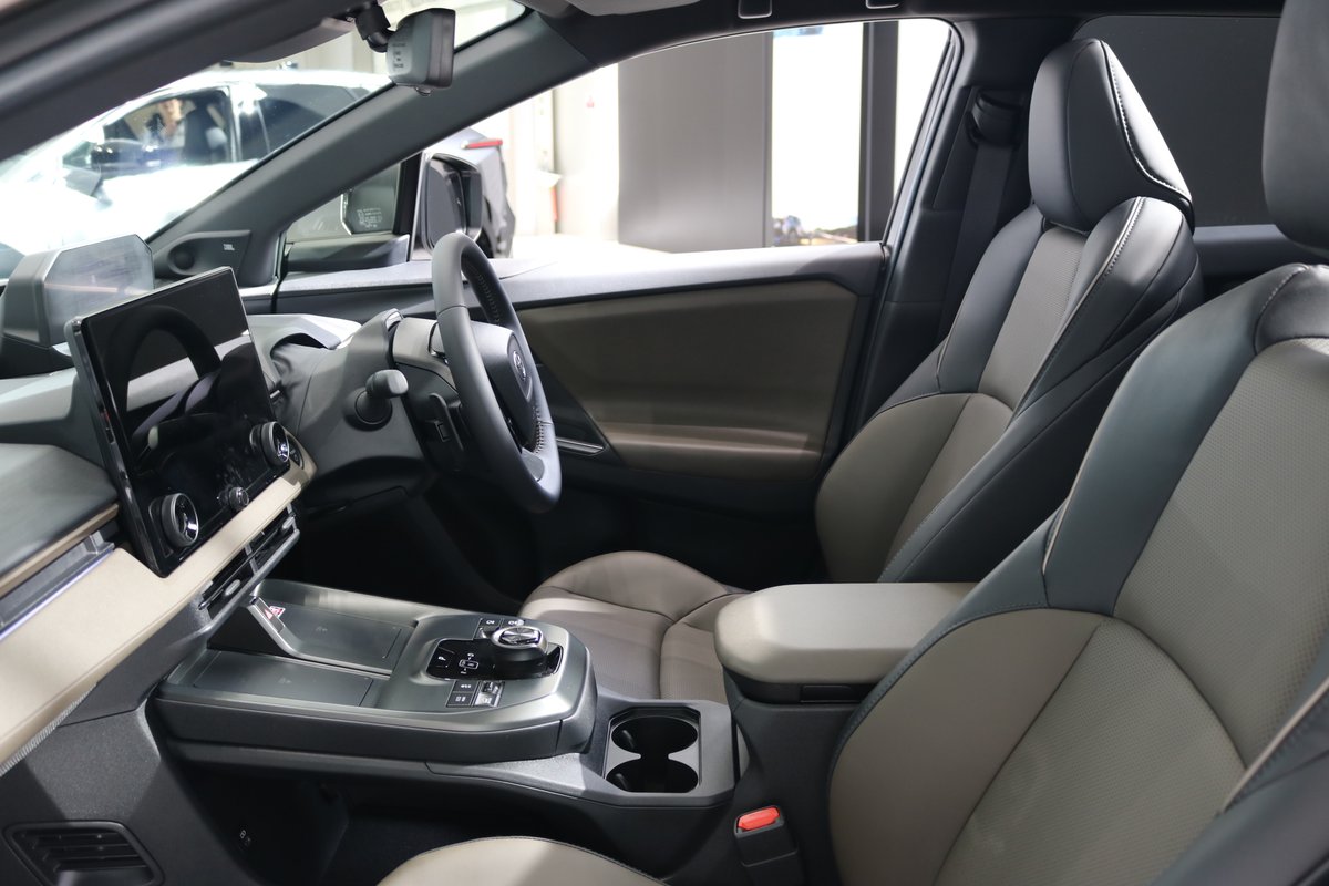 toyota_kaikan's tweet image. bZ4X Touring
この時代だから、実用派のBEV。
「走る楽しさ」「日常使いの便利さ」に加え、
様々なシーンで活躍するゆとりある荷室空間を備えた新たなバッテリーEV。
ぜひトヨタ会館でご覧ください。
#bZ4Xtouring #TOYOTA #BEV #トヨタ会館