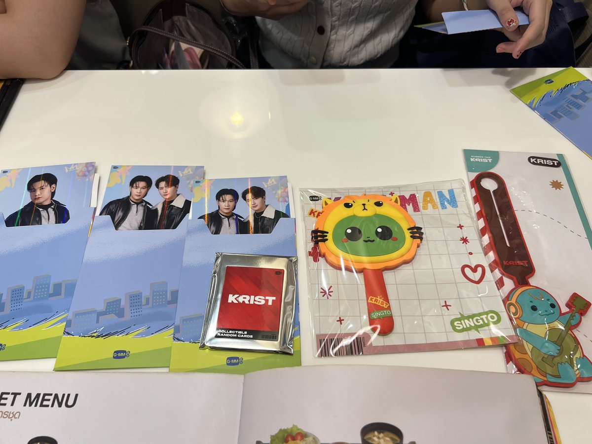 yoohha👾 tweet media