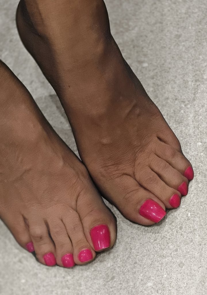 Brazillian Footqueen tweet media