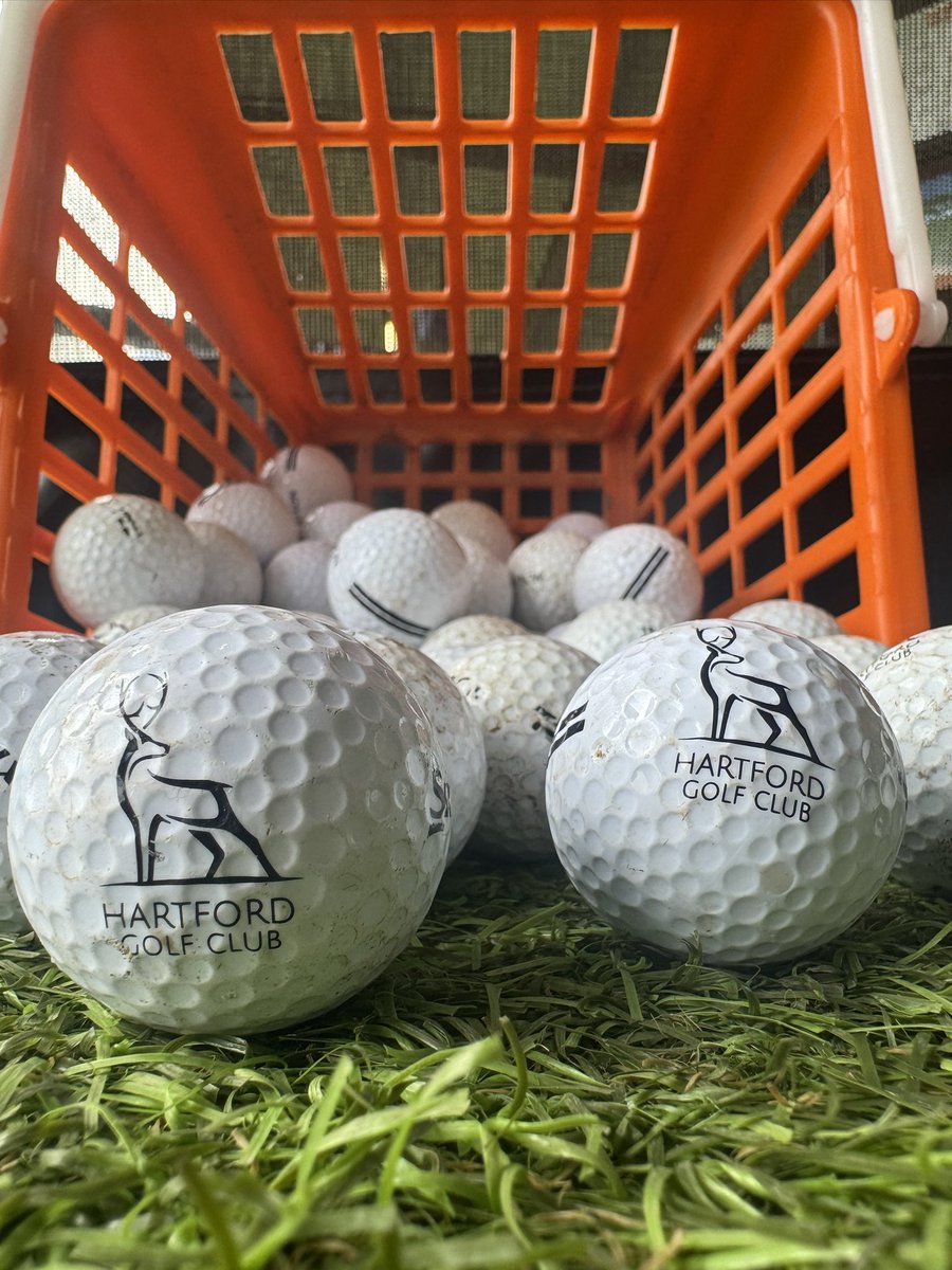 HartfordGolfC's tweet image. Bucket full and ready for the Easter weekend 🐣
See you on the range!

#hartfordgolf #easterweekend #cheshiregolf
