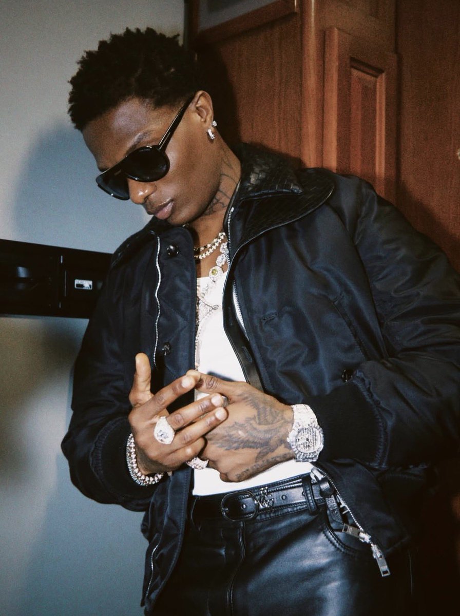 Claire 💙 tweet media