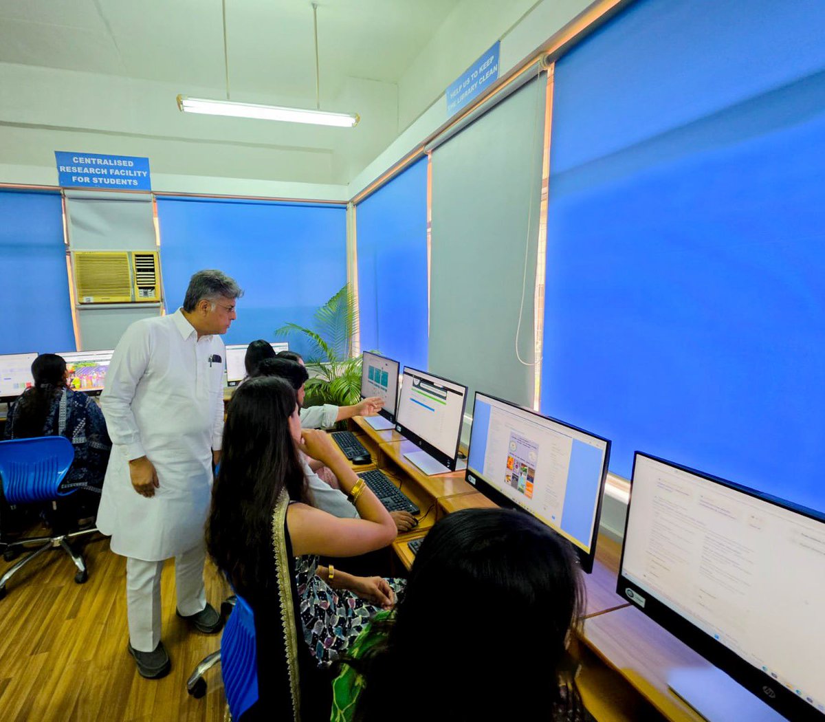 Manish Tewari tweet media