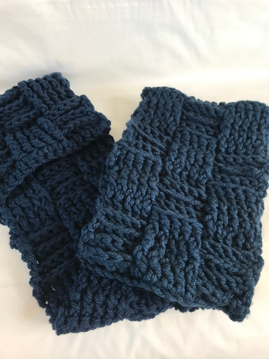 anthonybrighton's tweet image. Crochet Super Chunky Scarf (Indigo) 63" x 9" - anthonybrighton.etsy.com/uk/listing/856…   - #scarf #chunkyscarf #crochet #handmade #etsy #etsyretwt #ATEtsyRT #anthonybrighton