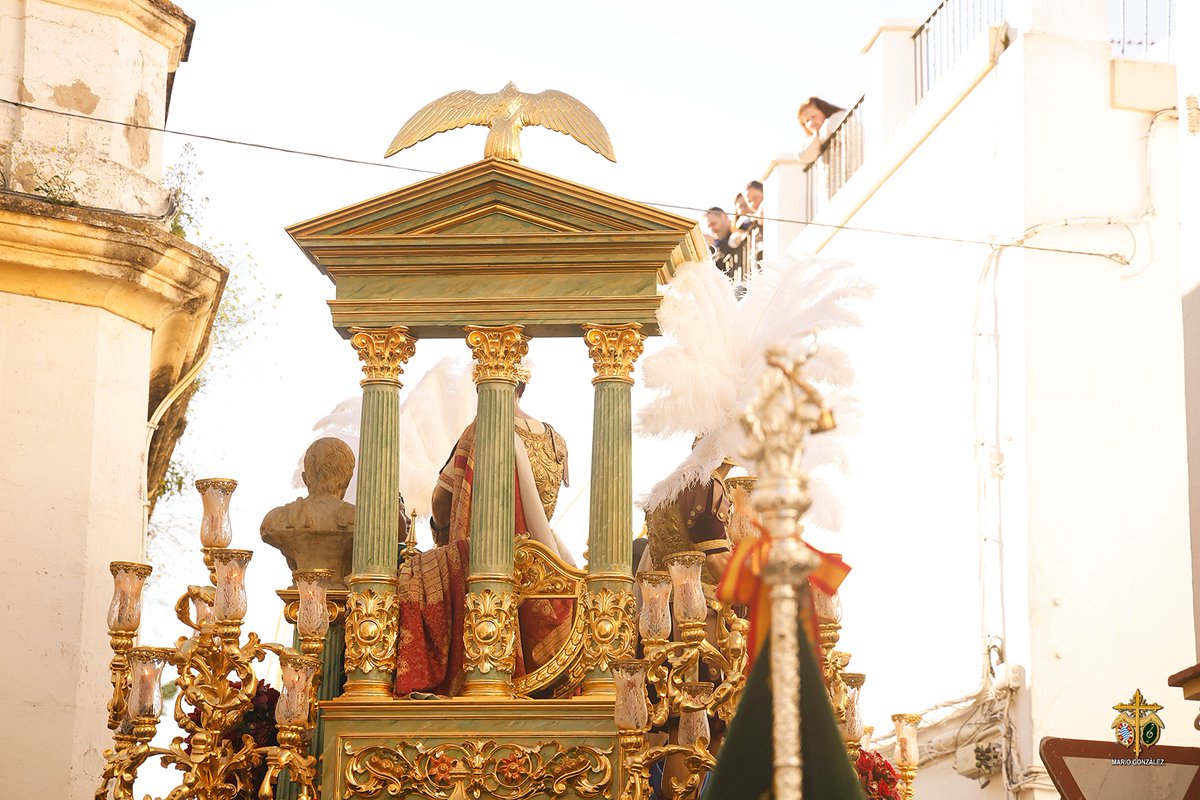 am_lasentencia's tweet photo. Rey de la Plazuela.
🎺🥁🎼 #LaSentencia #SSantaJerez26 #Sentencia26
@HermandadYedra https://t.co/CjRW4KdGgX
