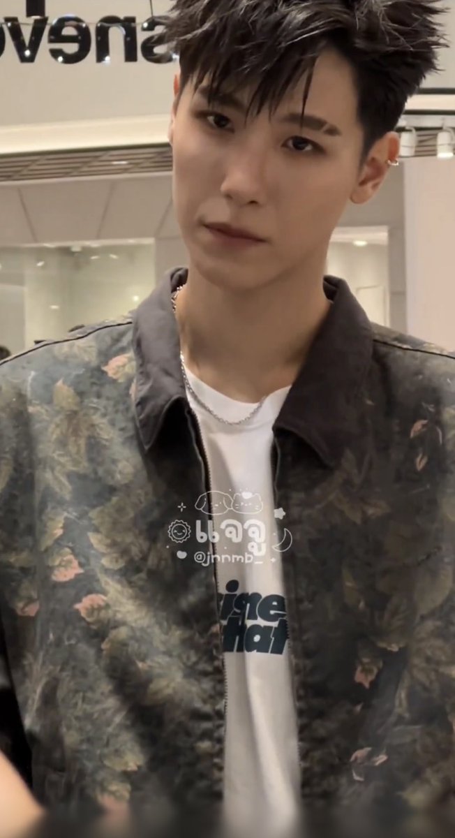 Musings of a Muse tweet media