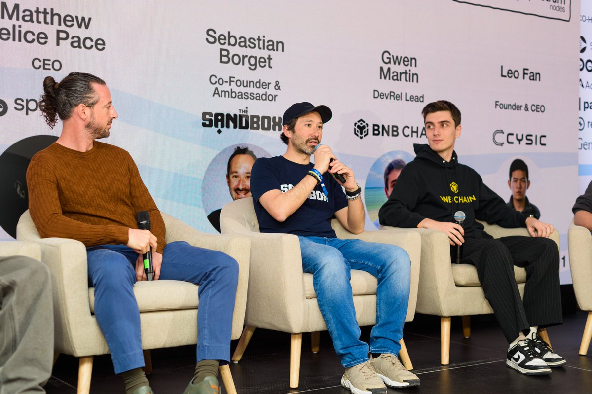 Sebastien 🏞 tweet media