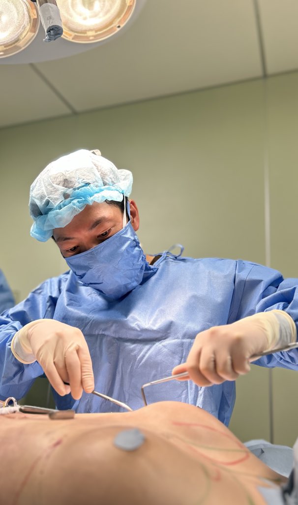 志田雅明 美容外科医|ハイブリッド豊胸・バービーウエスト・脂肪吸引・脂肪豊胸 tweet media