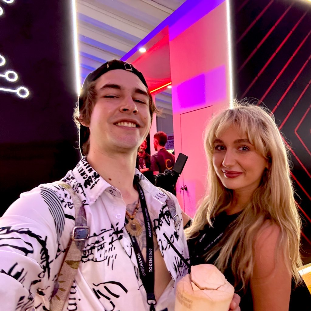 Viktor 🧡 tweet media