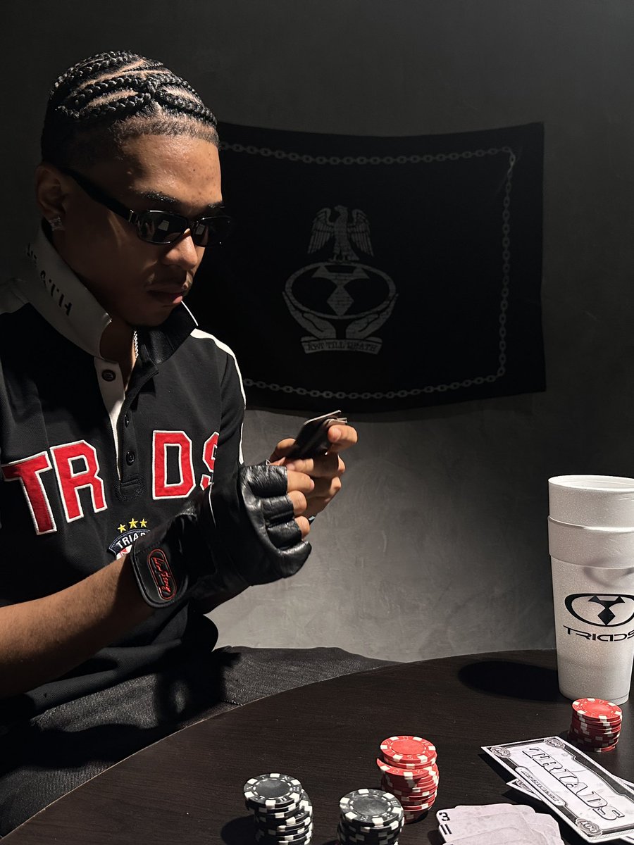 𝙨𝙪𝙥𝙖𝙨𝙤𝙡𝙙𝙞𝙚𝙧 🪖 tweet media