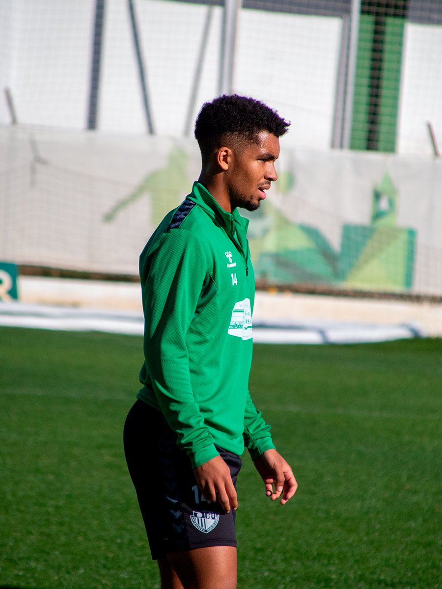 Antequera C. F. tweet media