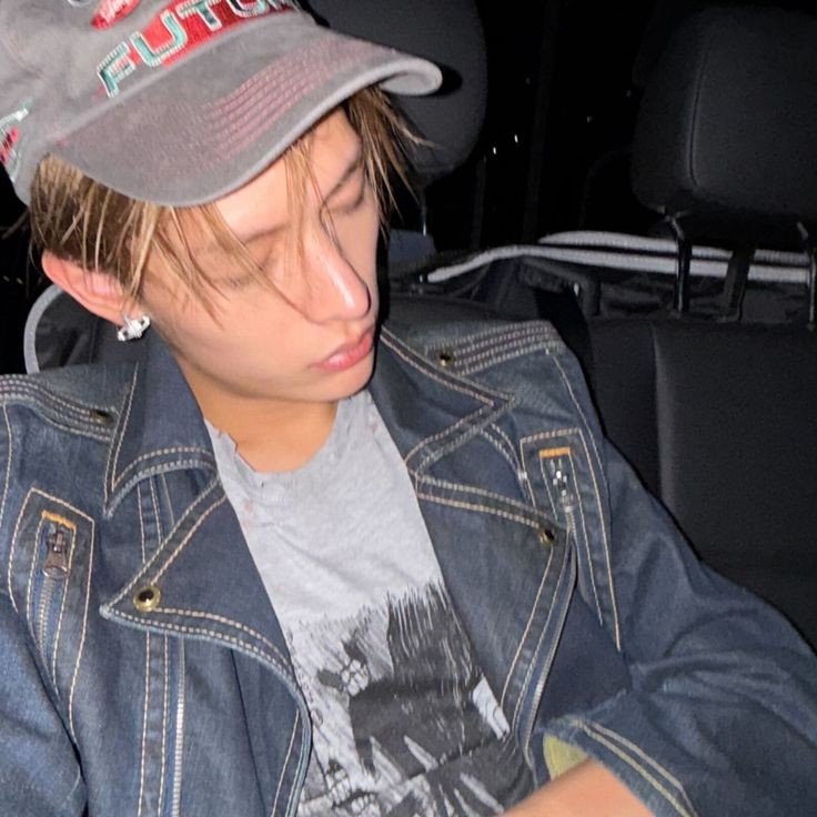 𝓝 🖤 tweet media