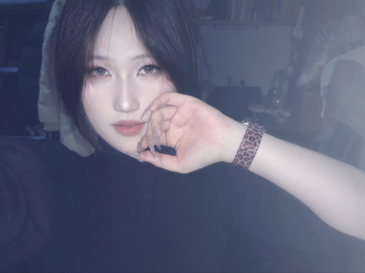 早就在下水道生活了一百年 tweet media