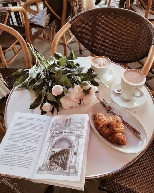 Have a lovely day ☕️🌹