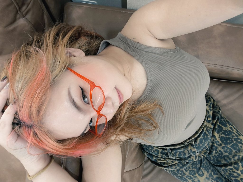 Wanlagirl tweet media