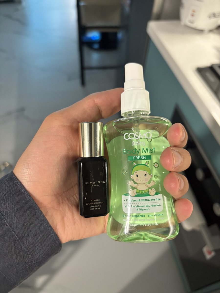 parfumeur ? peut etre tweet media