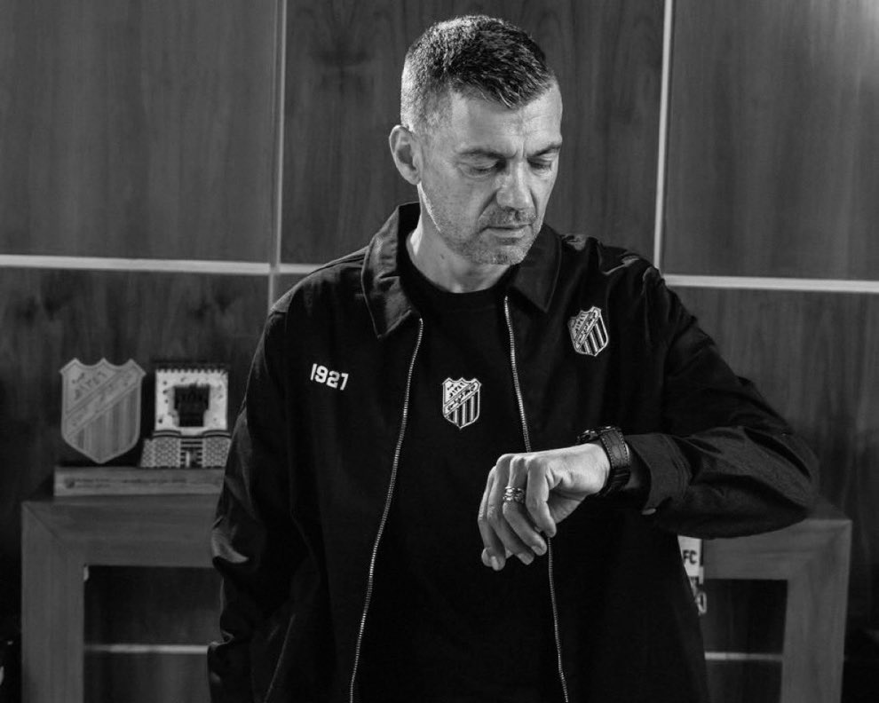 مُـله‍ِـم tweet media