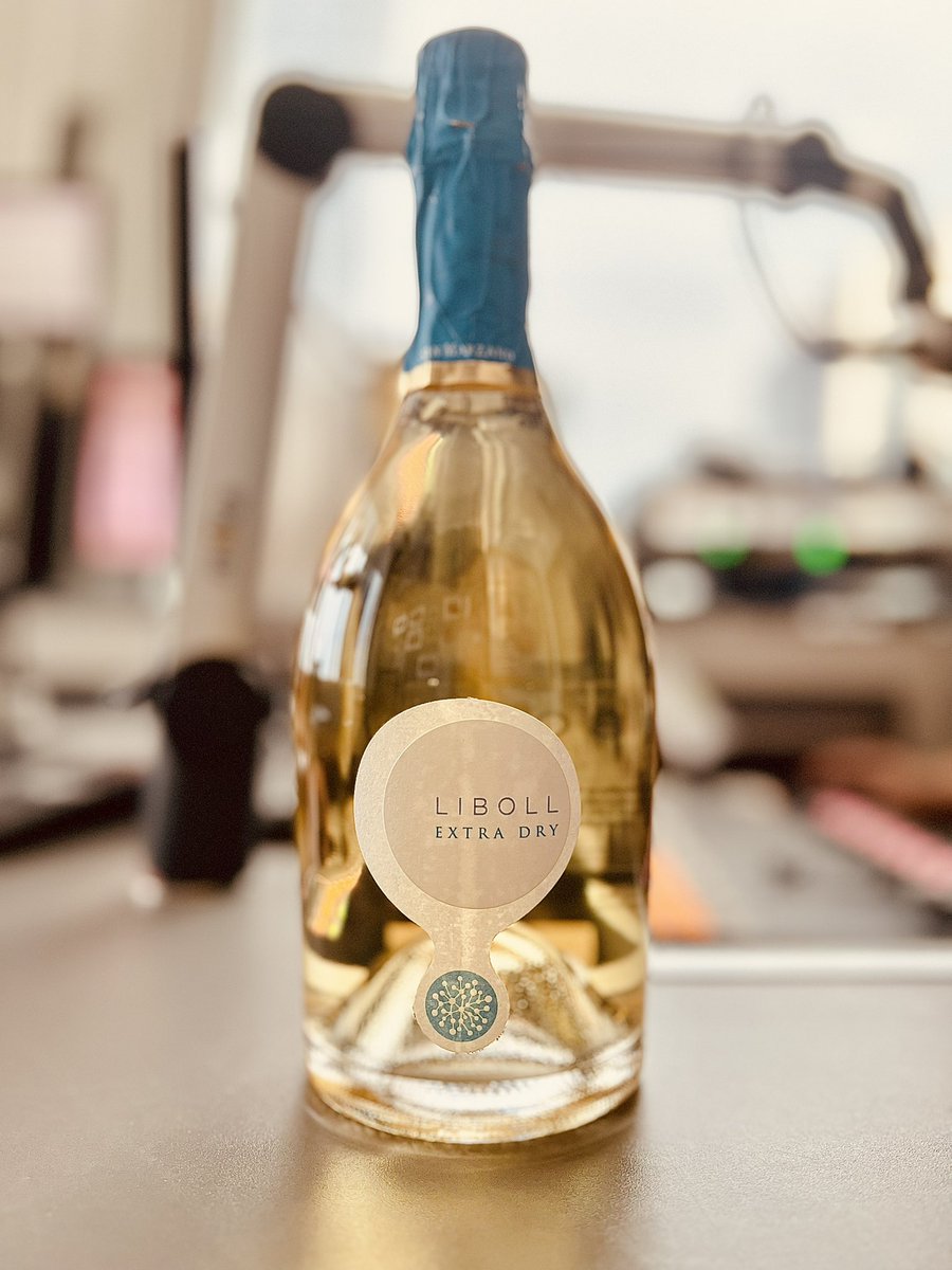 Music & Wine tweet media