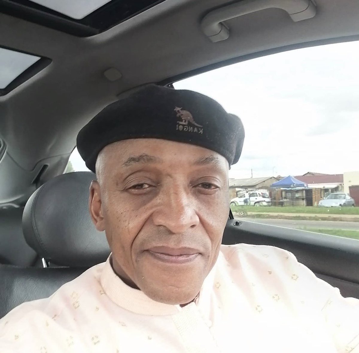 La-Ndlovu tweet media