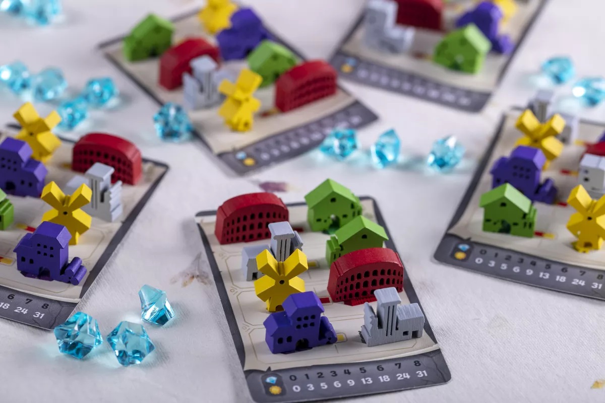 Eclipse Editorial tweet media