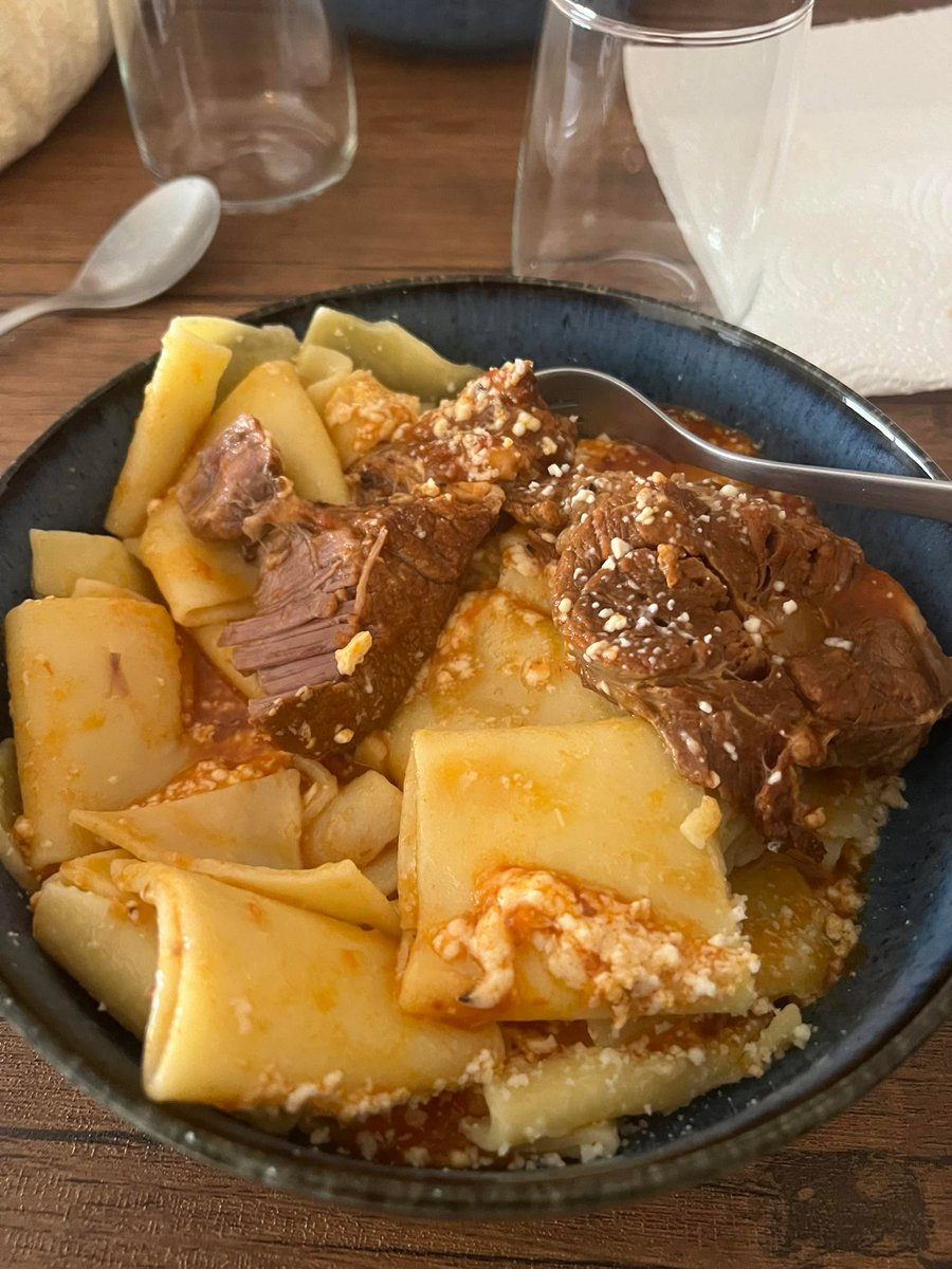 Μεσοεπιθετικος tweet media