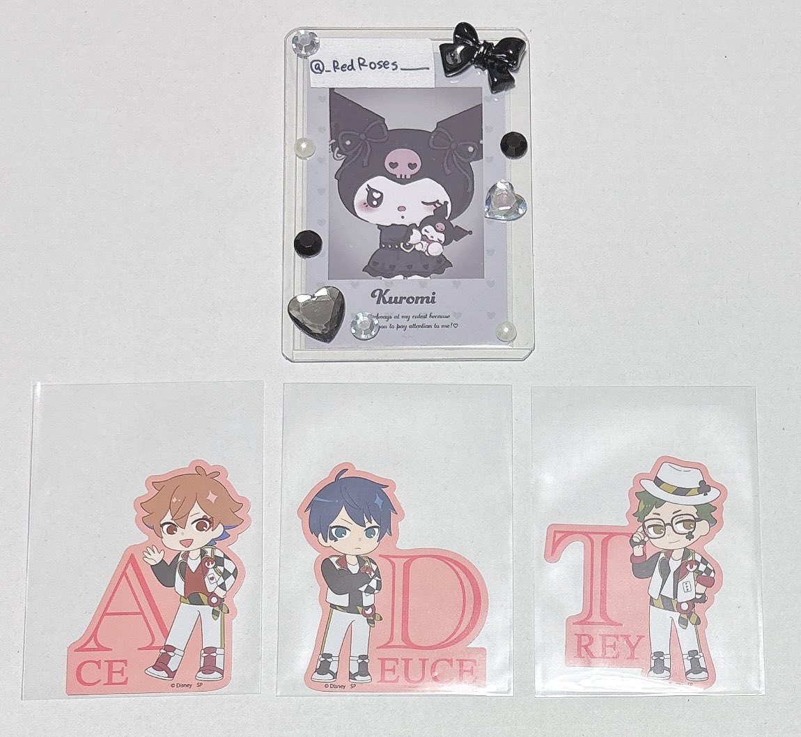 【交換】 ツイステ アニメ アニメーション ブラインドステッカー ステッカー

譲→ エース デュース トレイ

求→ リドル ＞ グリム ＞ ヴィル (各1)

まとめての方優先です。
郵送交換希望です、お気軽にお声掛けください🙏