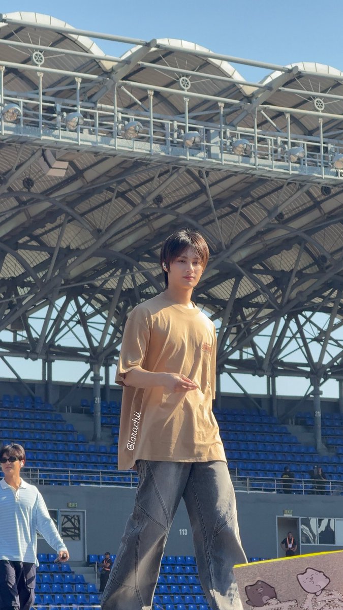 chilara__'s tweet photo. Still can’t get over his facecard 😭🤍 #SEVENTEEN_NEW_IN_BULACAN https://t.co/FtqJj7nlz4