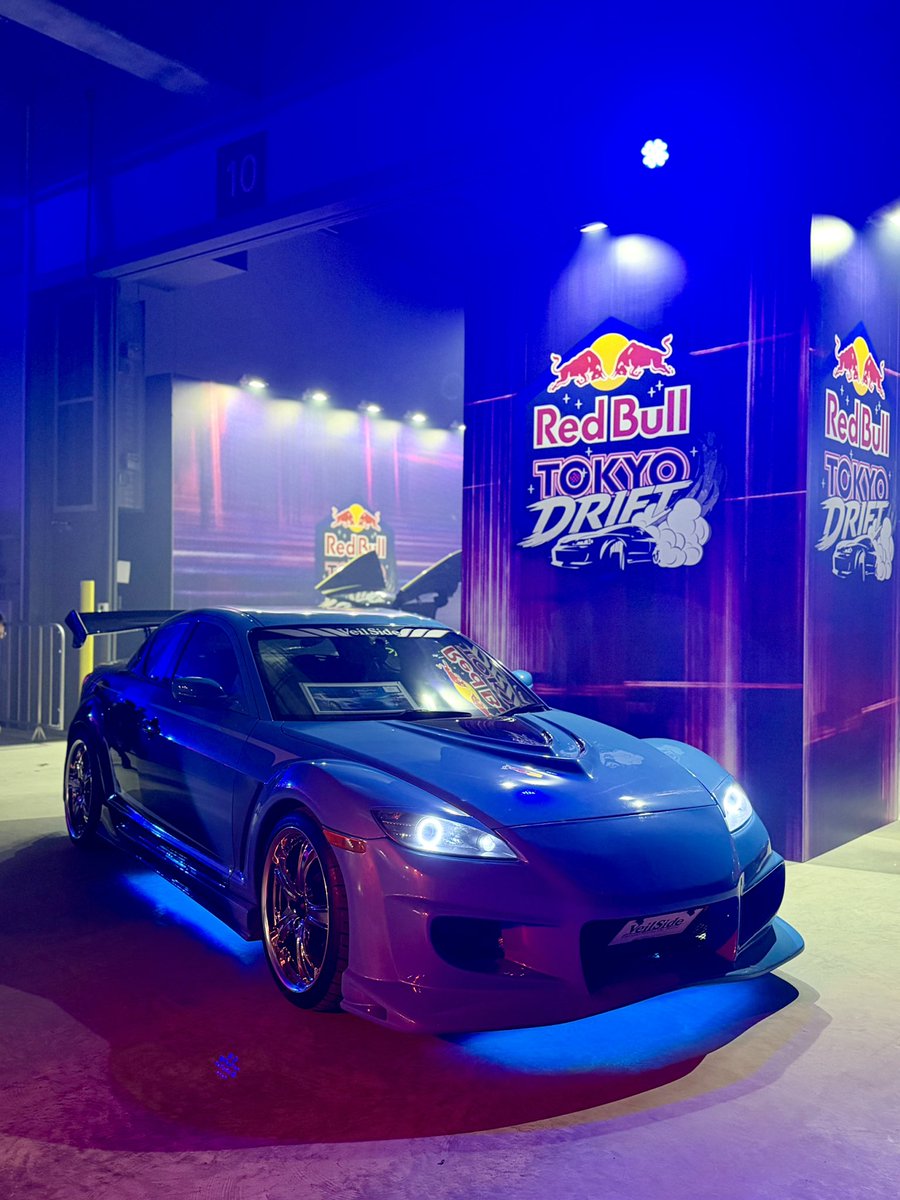 mk10969_8's tweet photo. 🏁湾岸BASE2026 powered by OPTION × RedBull TOKYO DRIFT🏁

ご招待いただき、入口と途中からメインステージへという特別な場所に車を置かせて貰いました🥹🩵

関わってくださった皆様、ありがとうございました🥰

#Veilside
#湾岸BASE
#RedBulITokyoDrift2026
#OPTION https://t.co/atuECwSLQF