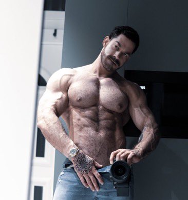 big oliver tweet media