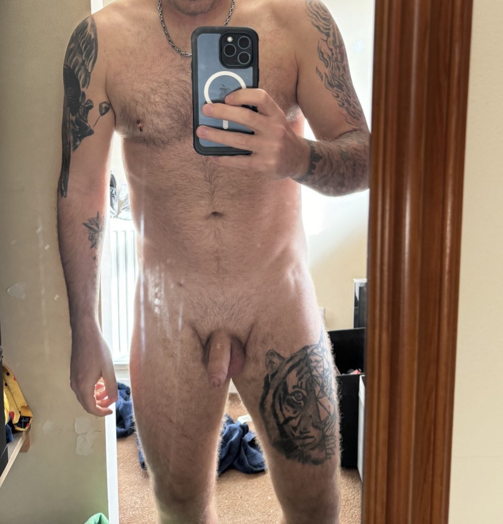 Another Gay Alt 😏 tweet media