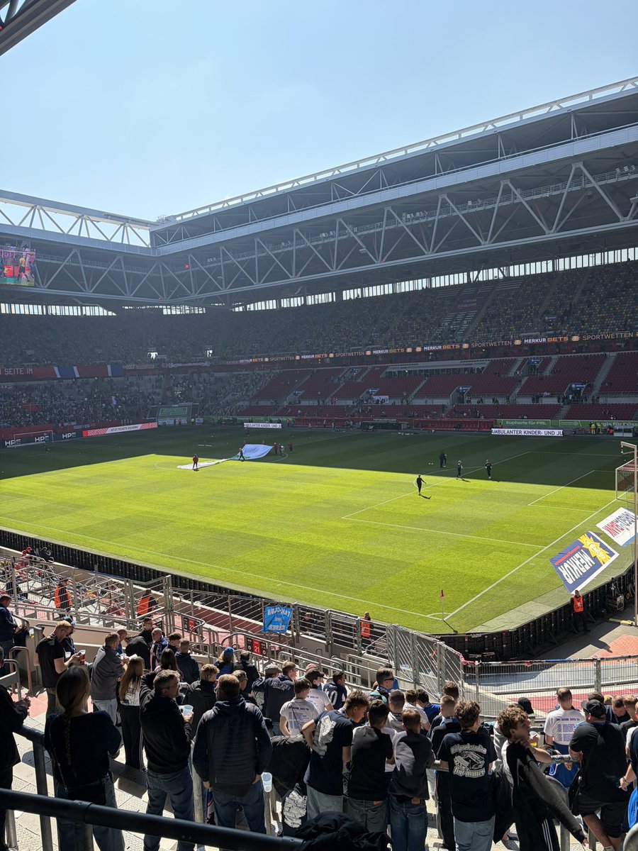 Nick Gerum tweet media