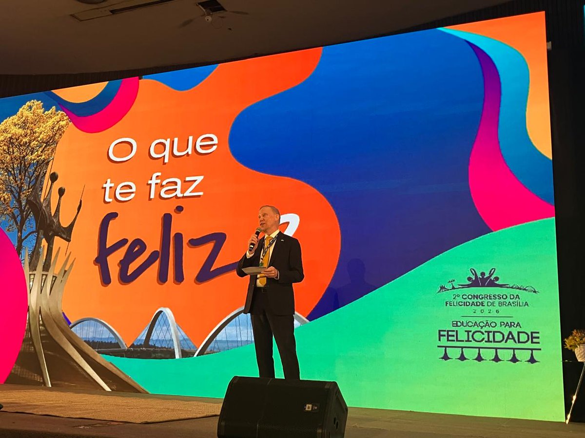 Finlândia no Brasil tweet media