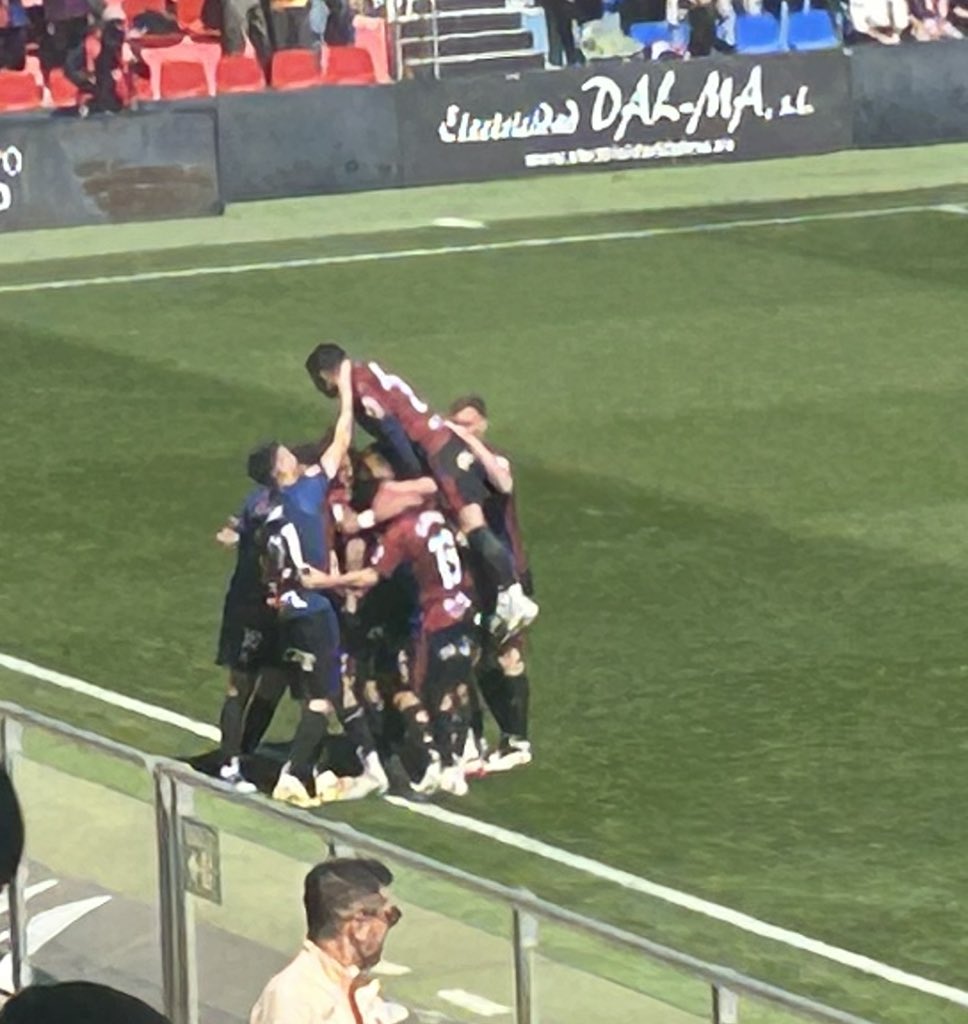 EL RECORD tweet media