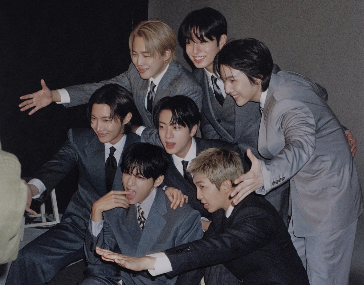 ⟡౨ৎMaë⁷₊⊹IS SEEING BTS | 아리랑 tweet media