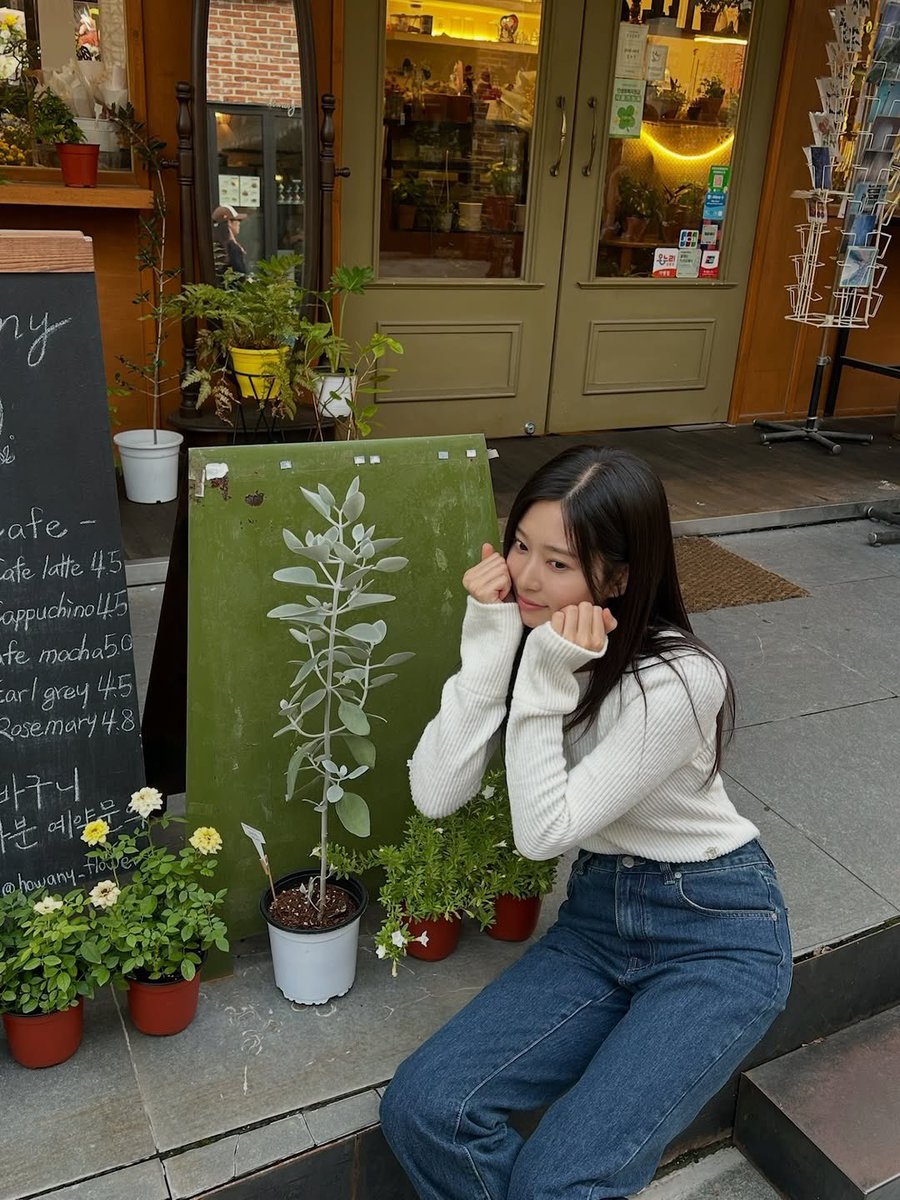 kim minju instagram tweet media