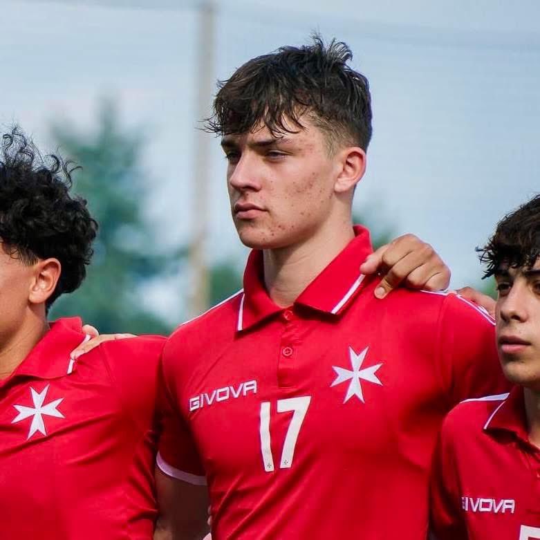 Chesterfield FC tweet media