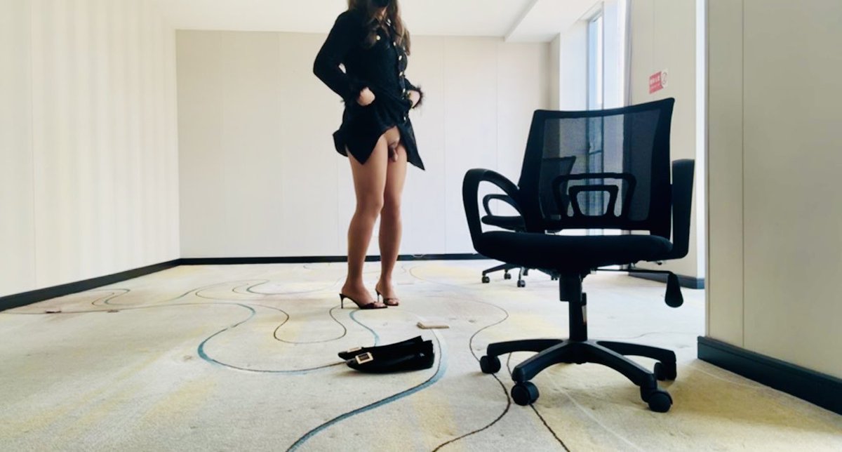 MaxRabbitWood tweet media