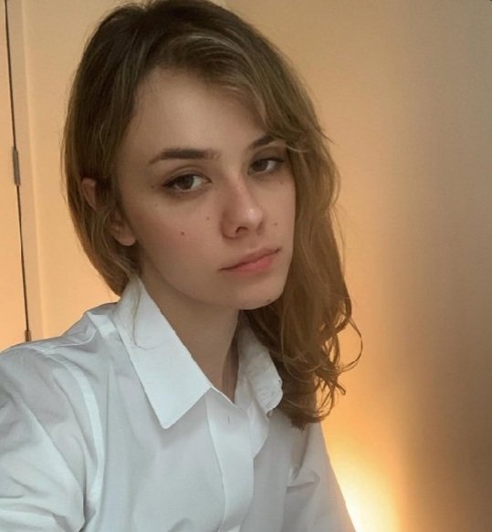 Commandante Pangolin Hugger tweet media