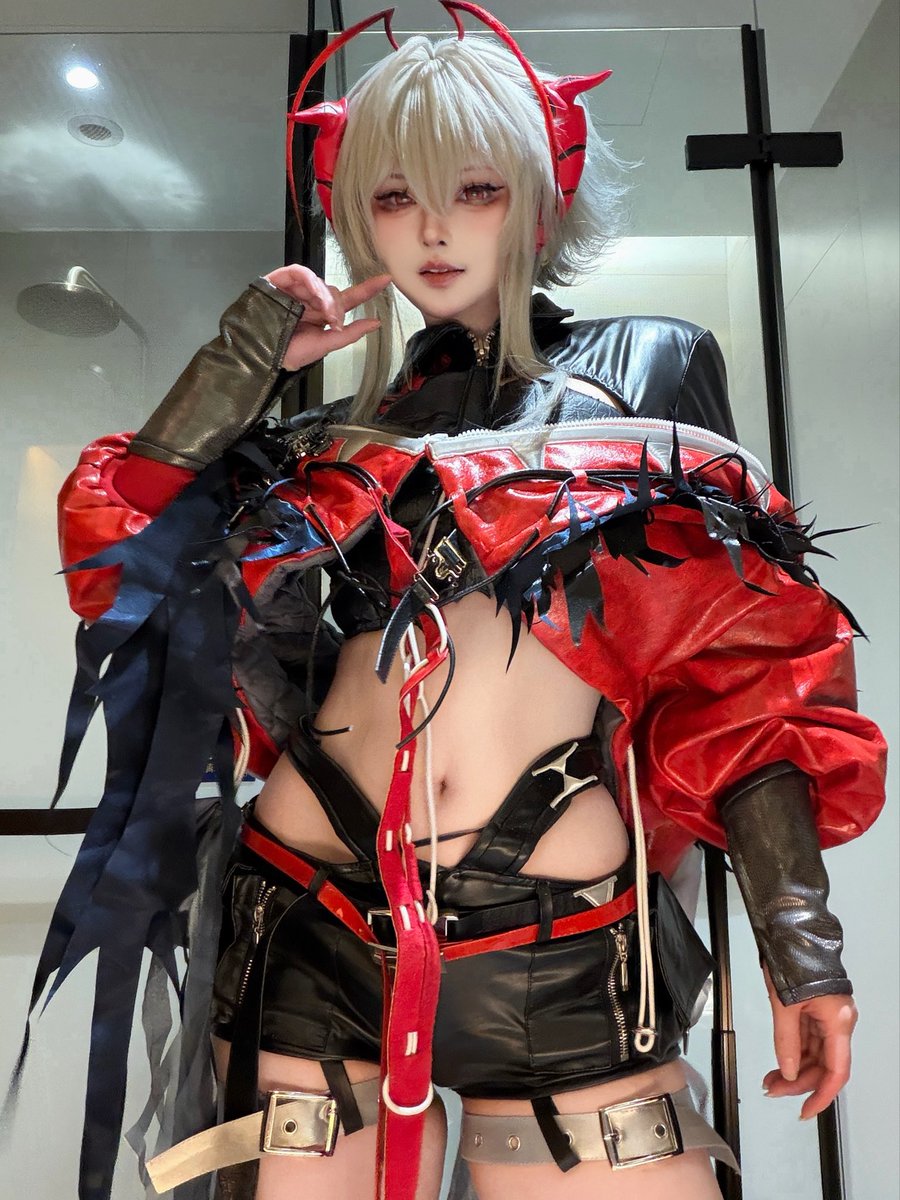 w百合欧皇子w tweet media