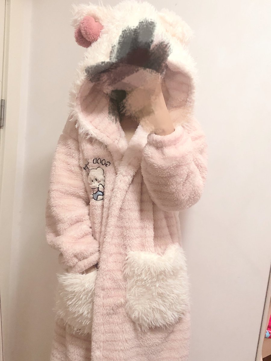 有个可爱的人正在读我的id tweet media