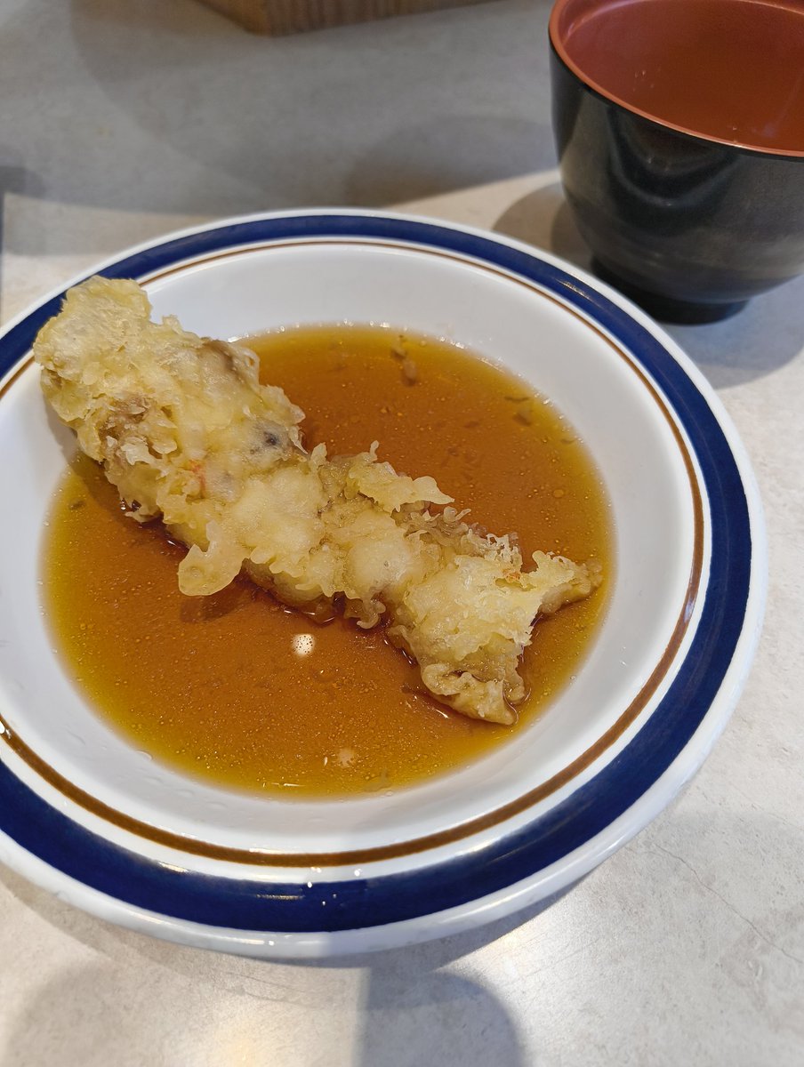 TuxedoSwit tweet media