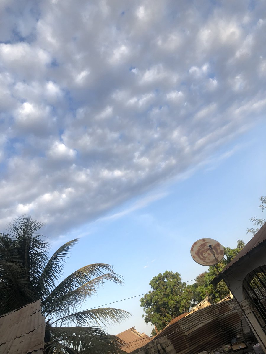 Jrhamme1's tweet photo. Nice cloudy https://t.co/l9OhoS2cF1