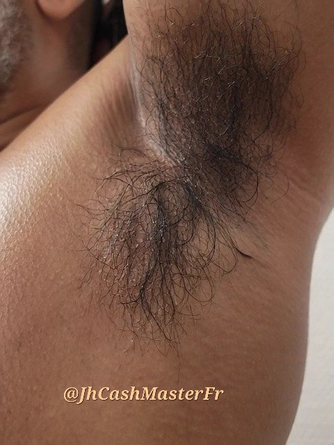 Boss_OrientalFr's tweet photo. Dimanche, le Boss.... 🥵🥵🤑🤑🤑🤑
DM. T'es juste fait pour être une bonne raqueuse vache à fric lopette à ton Boss !
Je vais rendre ça bien concret ! 😏
#Findom #Cashmaster #Boss #Fuckmind #Poppers #Armpits #Cashcock #Cashpussy #Moneyslave #Cashsub #HumanAtm https://t.co/7gJFhxJWA8