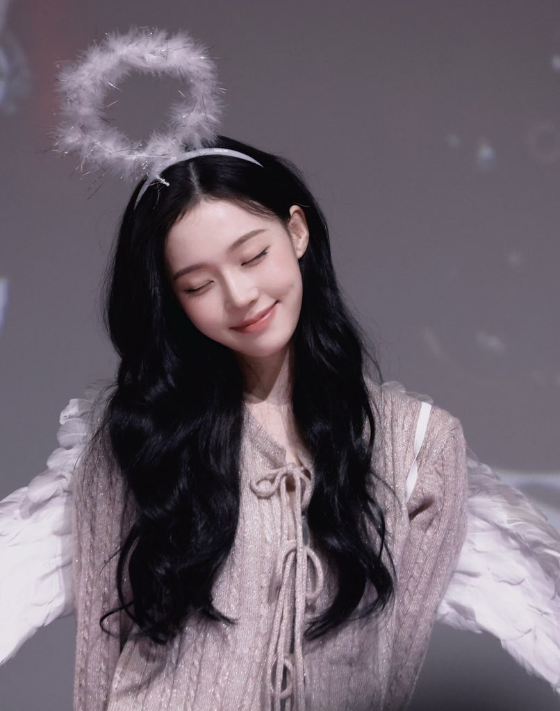 FaCaiing tweet media