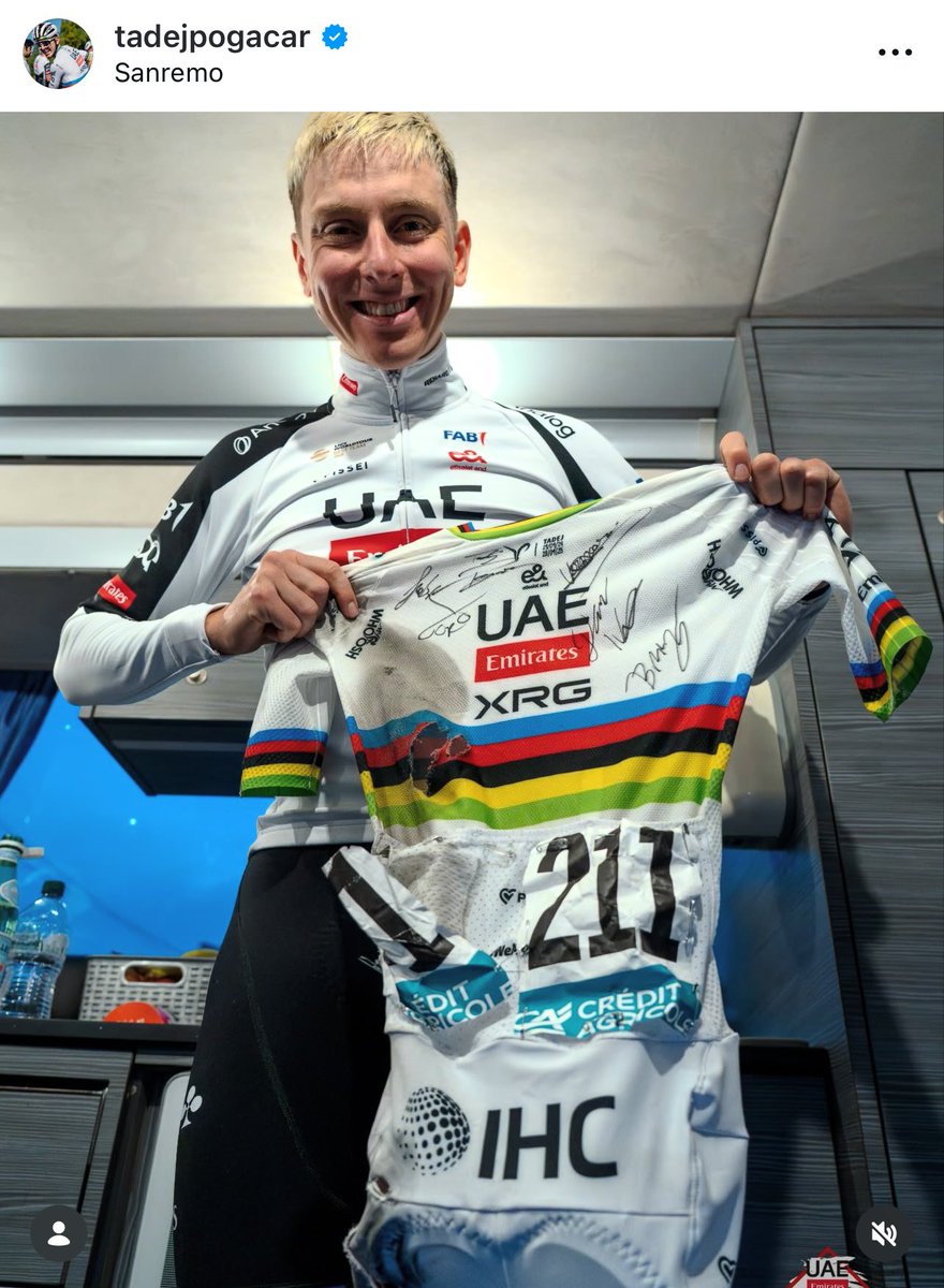 Laura 🇸🇮 tweet media